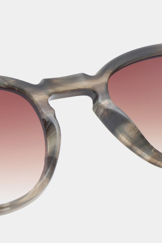 SONNENBRILLE BATE STRIPED HORN
