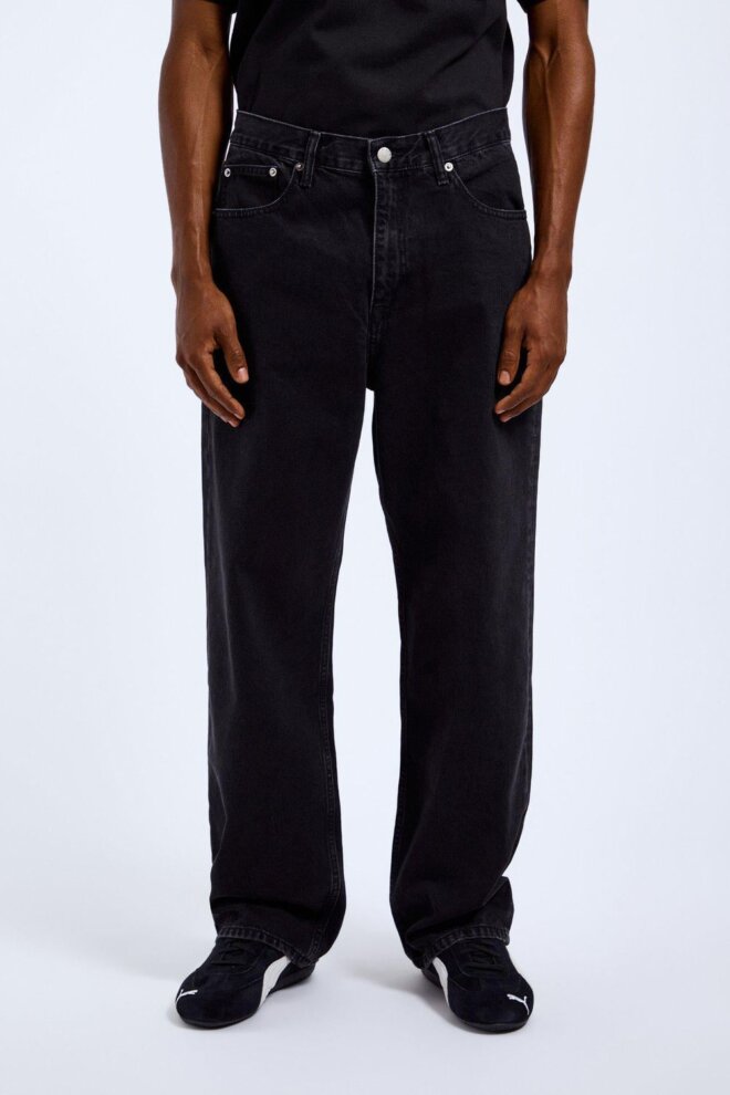 JEANS OMAR WORN BLACK