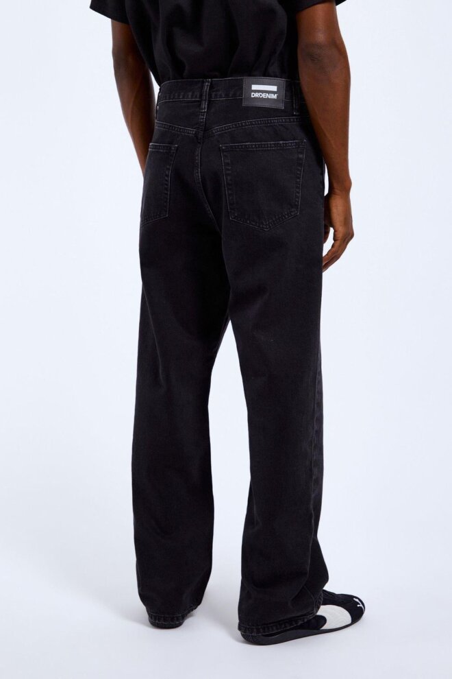 JEANS OMAR WORN BLACK