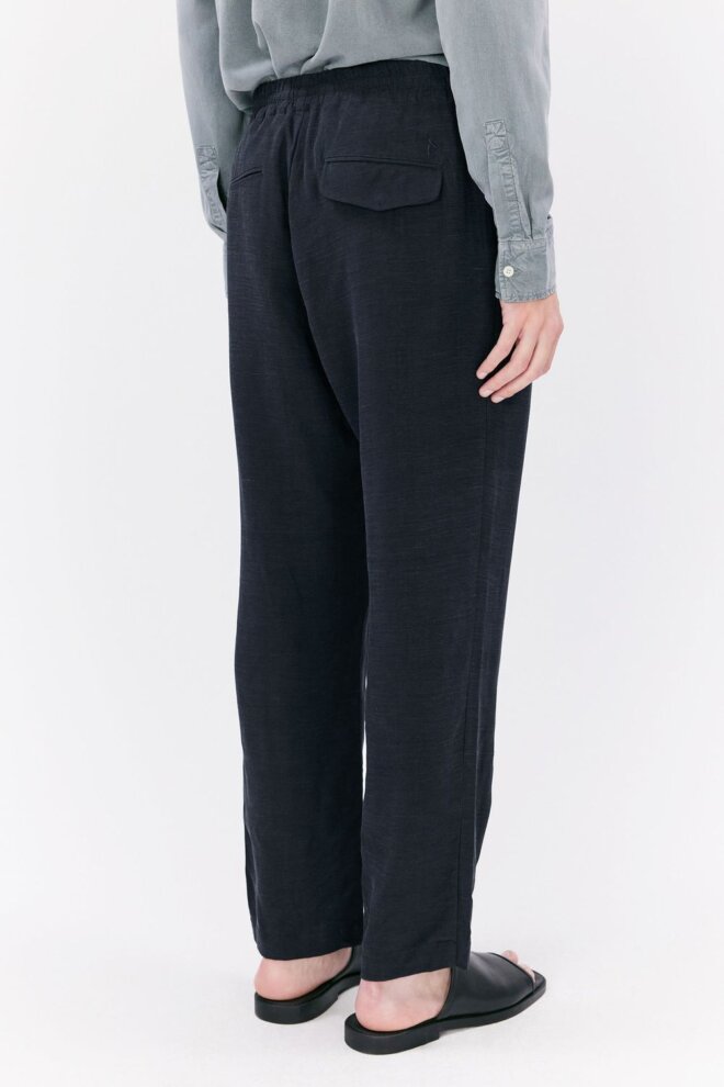 HOSE JOHANSON DARK NAVY