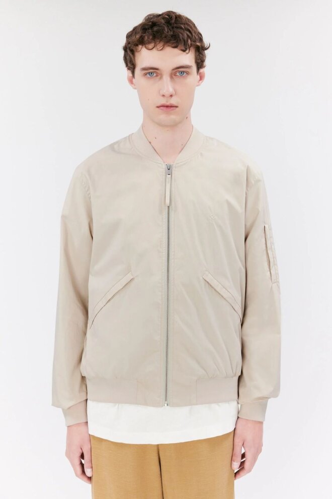 JACKE LEONDRE SHELL