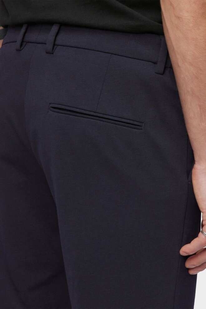 HOSE 136209 AJEND_SK 3100