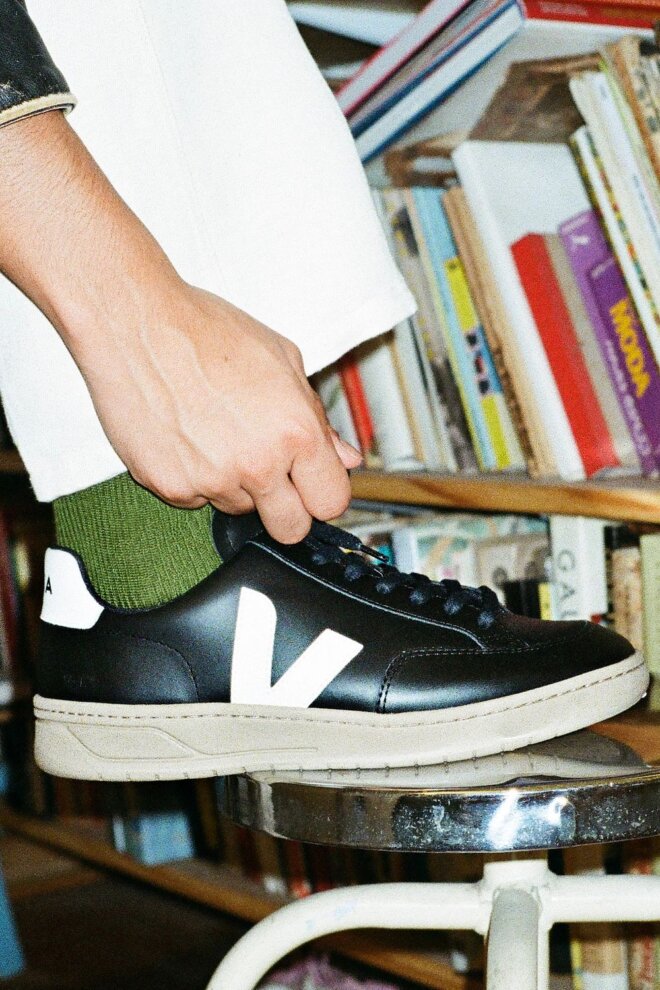 SNEAKER XD0203638B V-12 BLACK_WHITE_DUNE