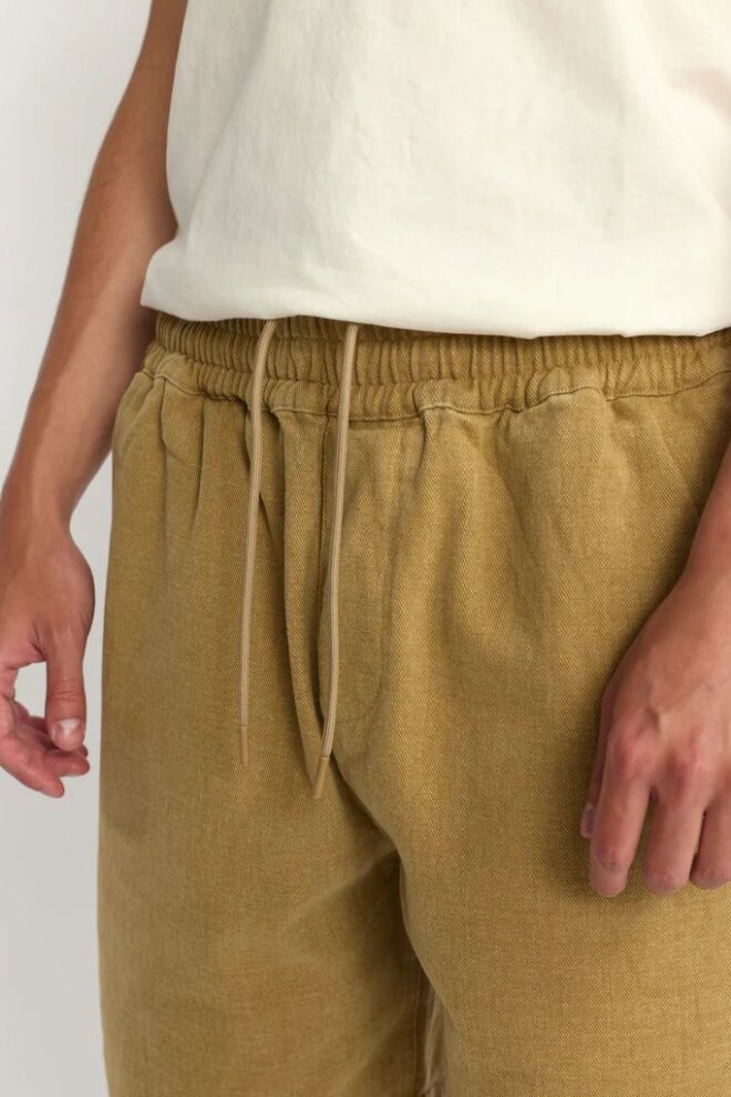 SHORT 4054 LIGHTBROWN