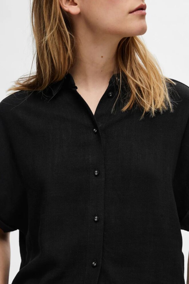 BLUSE 16093937 SLFVIVA SS BLACK