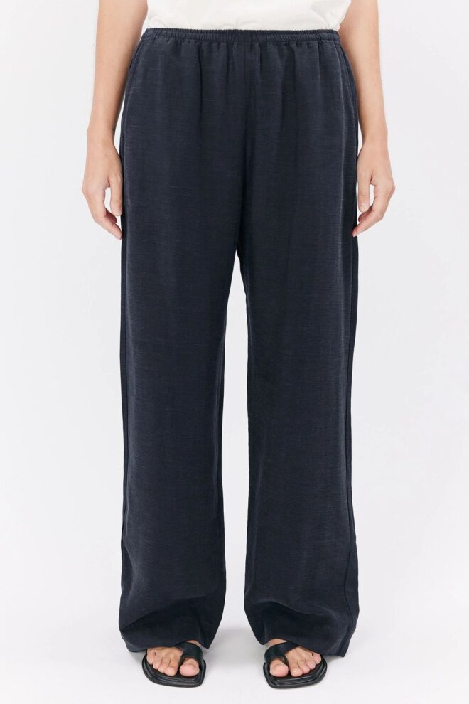 HOSE LYNELLE DARK NAVY