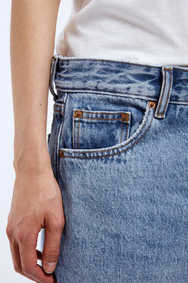 SHORT LEA SHORTS STREAM SKY