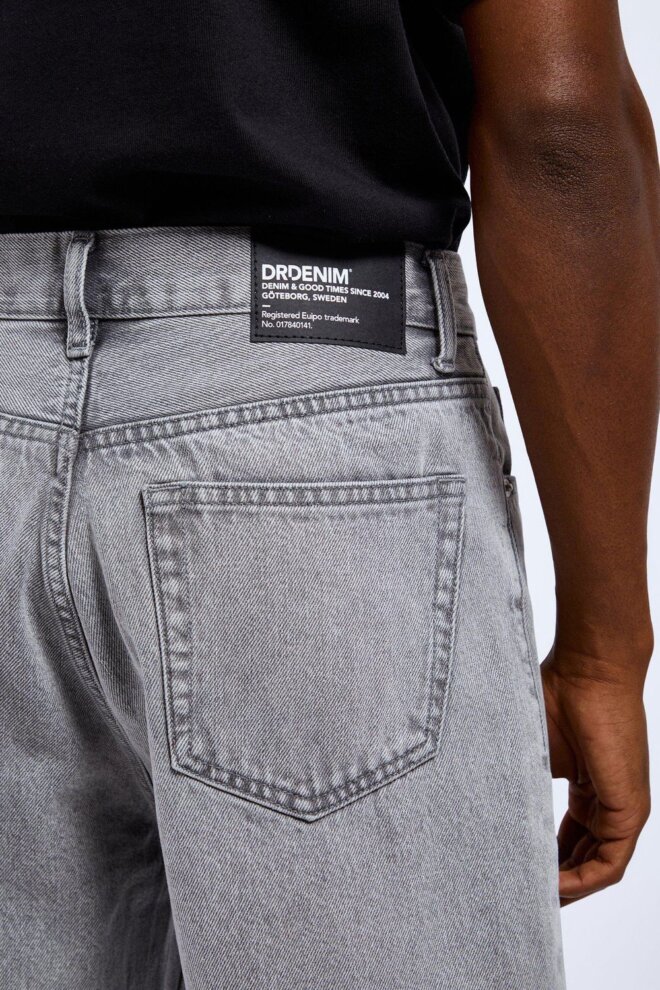 SHORT OMAR SHORTS ASH GREY