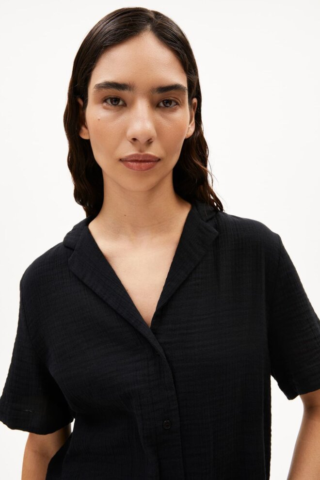 BLUSE 30007253 MAAITE MUSSELIN 105 BLACK