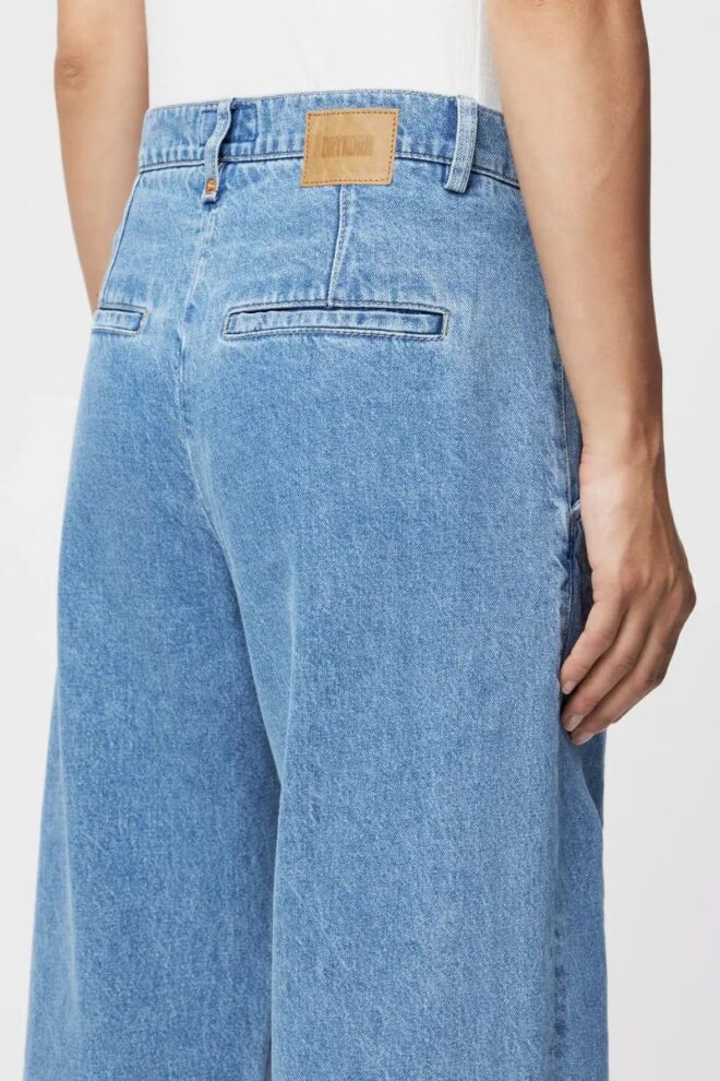 JEANS 260199 BEHANCE 3510