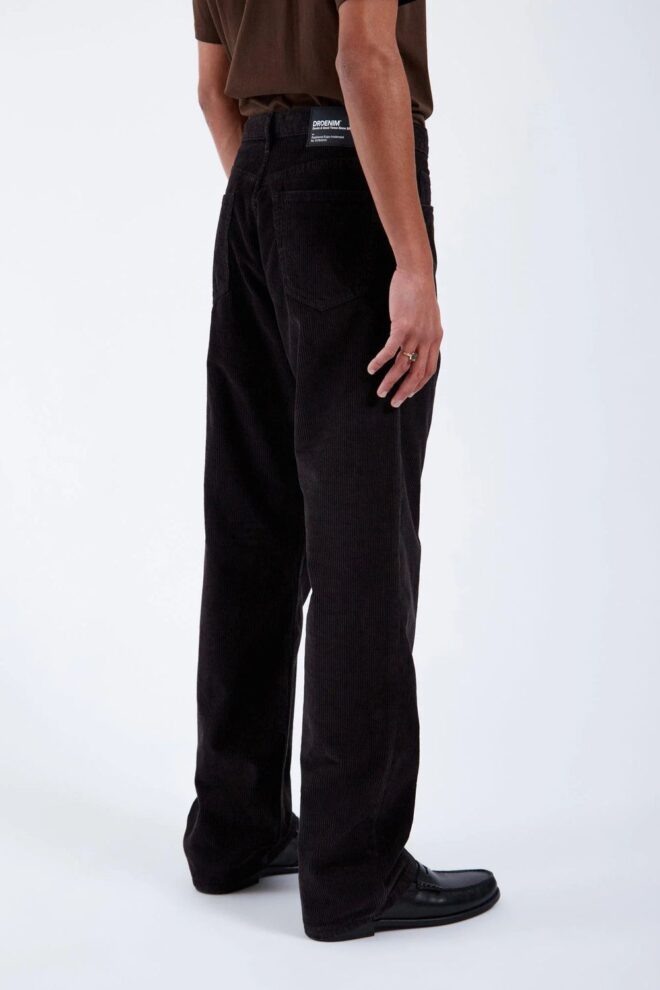 JEANS OMAR BLACK CORD