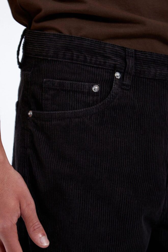 JEANS OMAR BLACK CORD