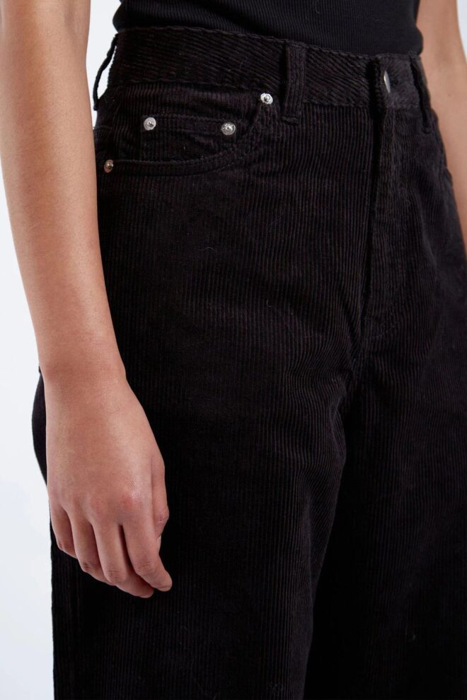 JEANS DONNA BLACK CORD