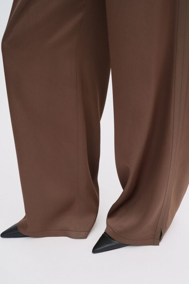 HOSE 31616 NOVA TROUSERS OAK BROWN