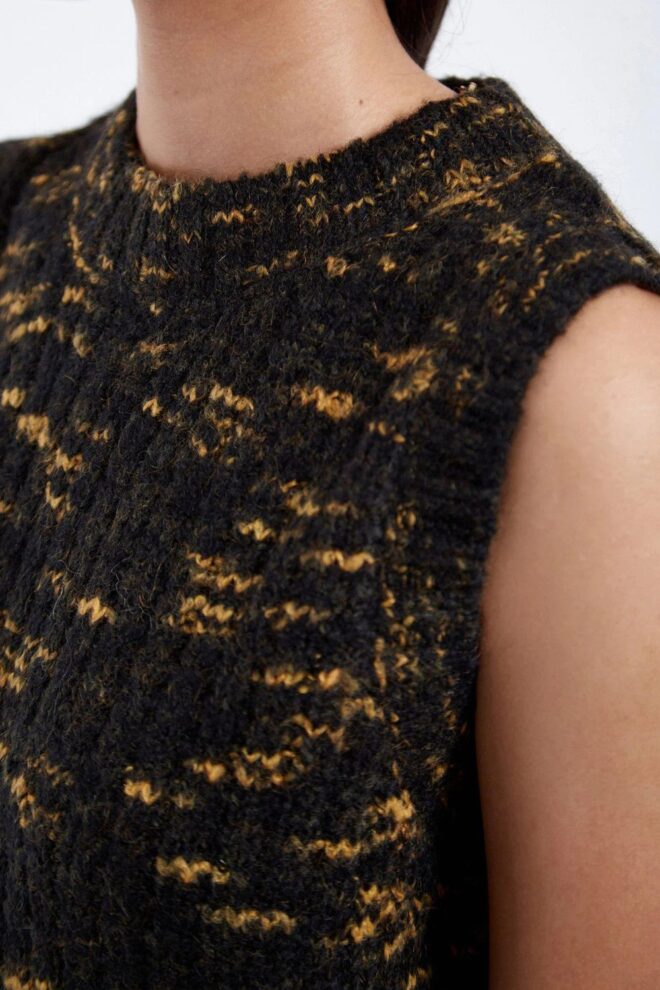 PULLUNDER MINA VEST SPACE BLACK