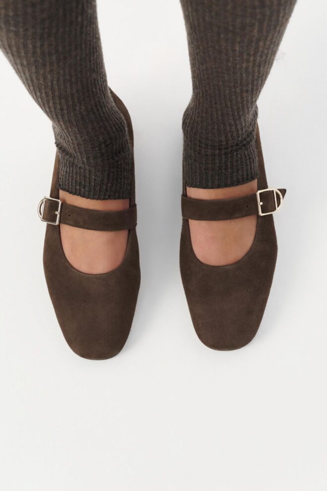 SCHUHE 5608-040-32 COFFEE