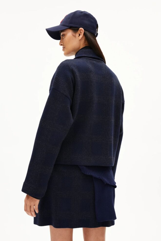 JACKE 30007610 JOAALISON 2893