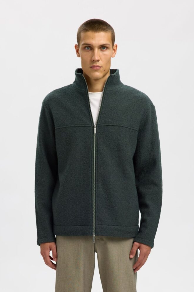 JACKE 16098364 SLHNEALY LS FOREST