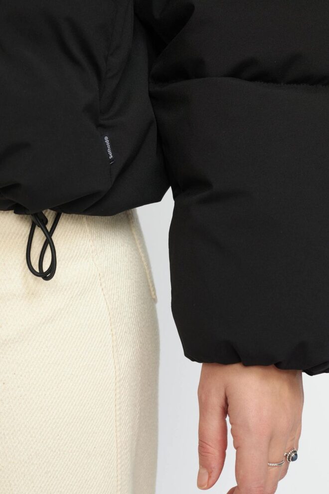 JACKE 77293 SHORT PUFFER BLACK