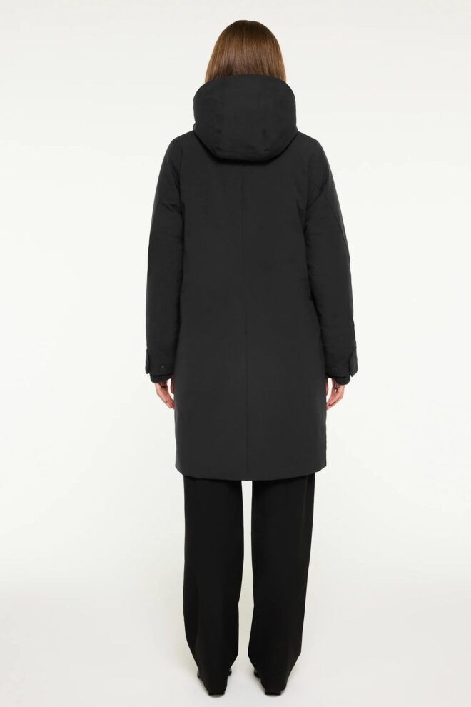 JACKE SIGNY BLACK