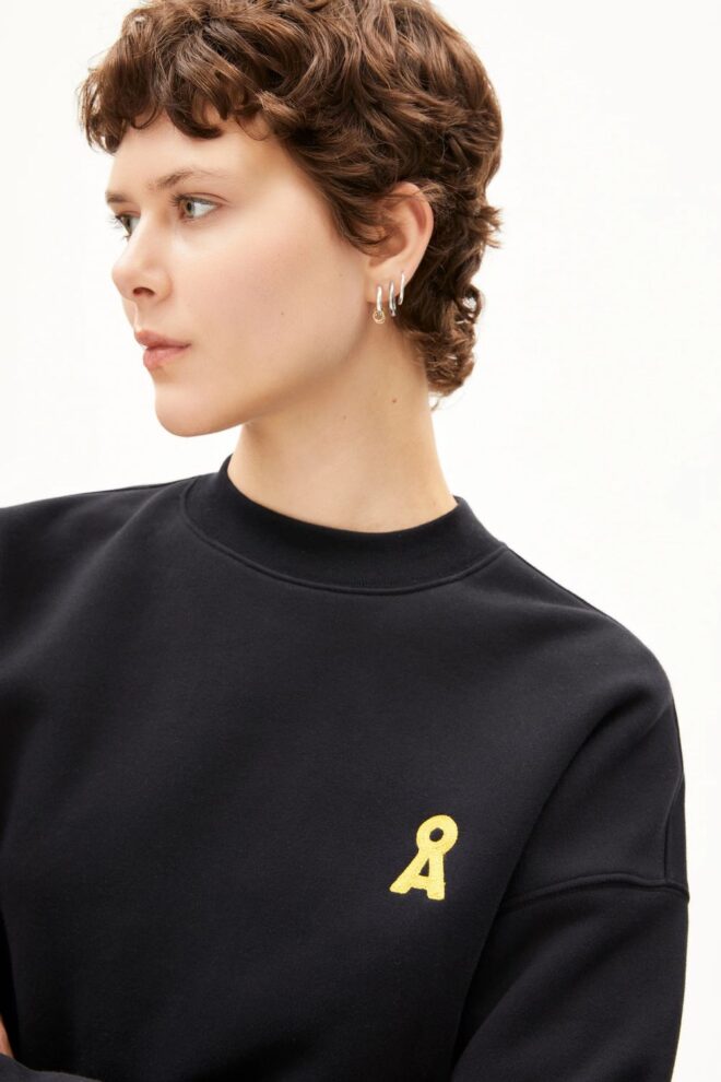 SWEATER 30007476 ICONIC A ALIZAA 105 BLACK