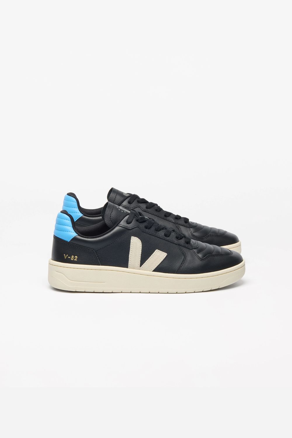 VF3321147A V-82 BLACK_PIERRE_AQUA1.png