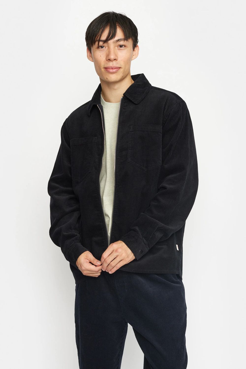 3970 BLACK1.png
