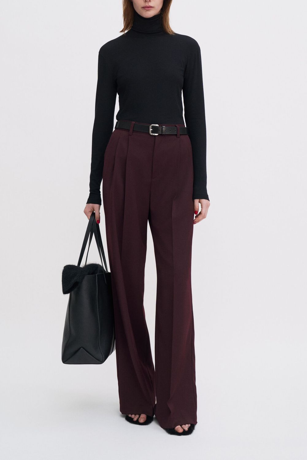 32511 DARCEY 0318 DARK BURGUNDY1.jpg