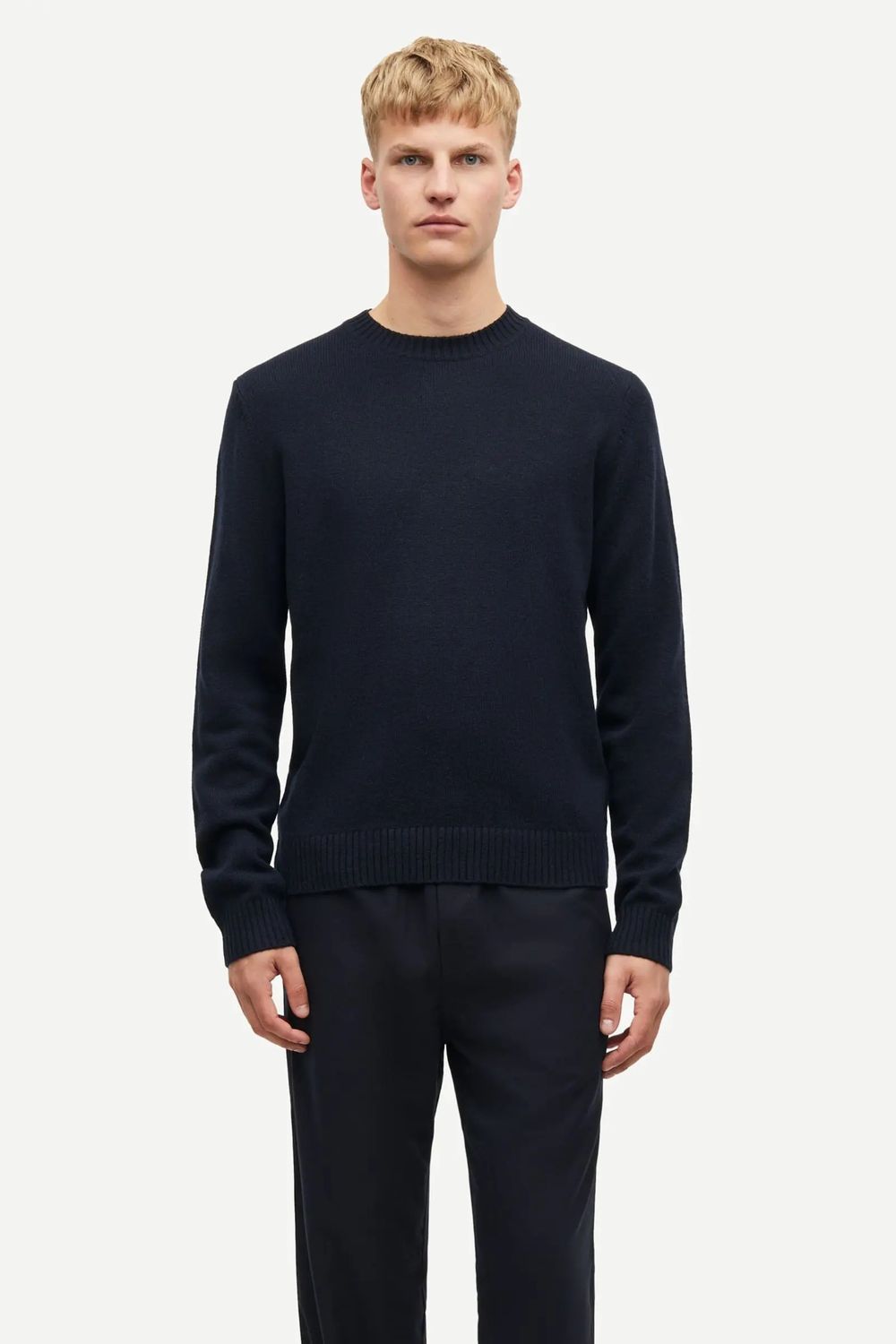 SYLLI CREW NECK 132 SALUTE1.jpeg