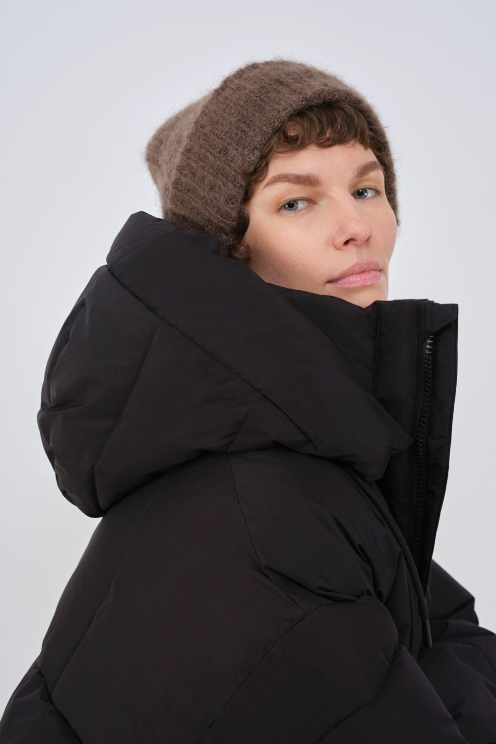 ZONZA PUFFER JACKET BLACK2.jpg