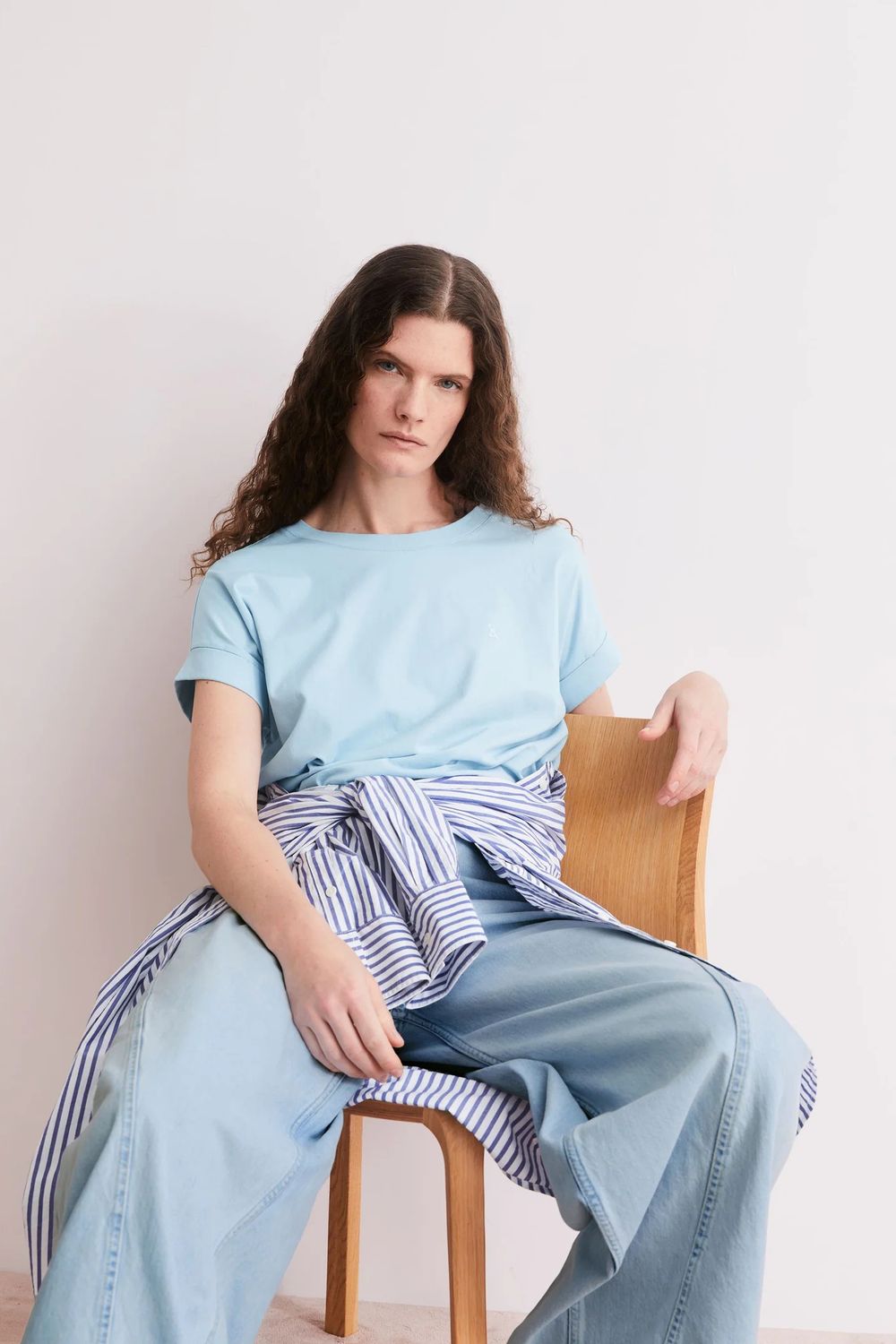 30001811 IDAARA 3432 BLUE GLOW4.jpg