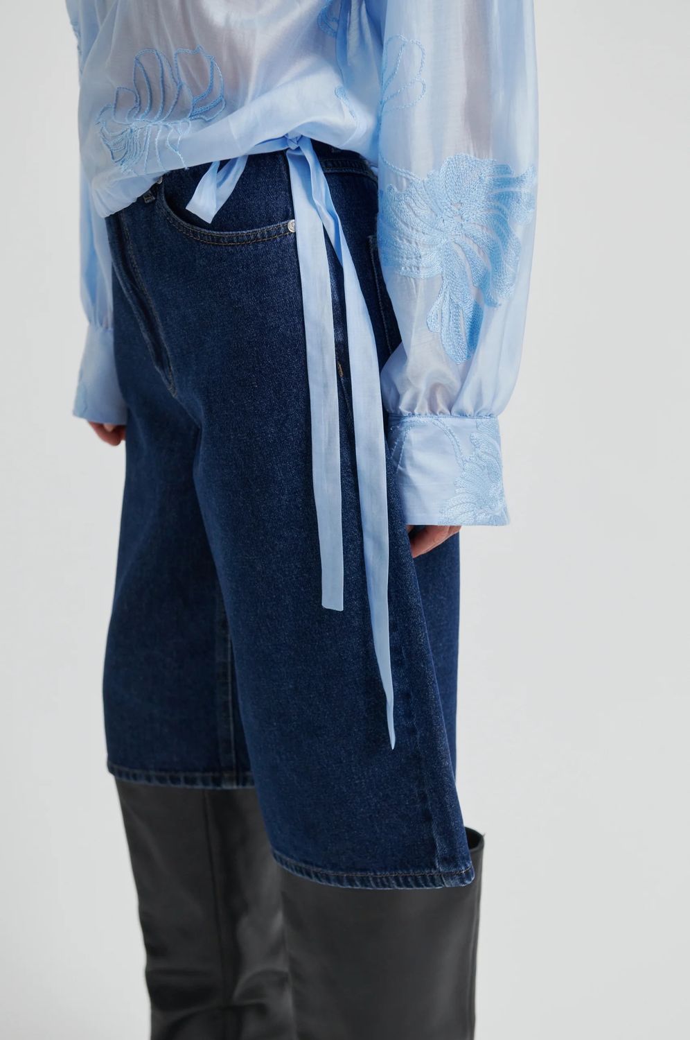VIRA BLOUSE WINDSURFER4.jpeg