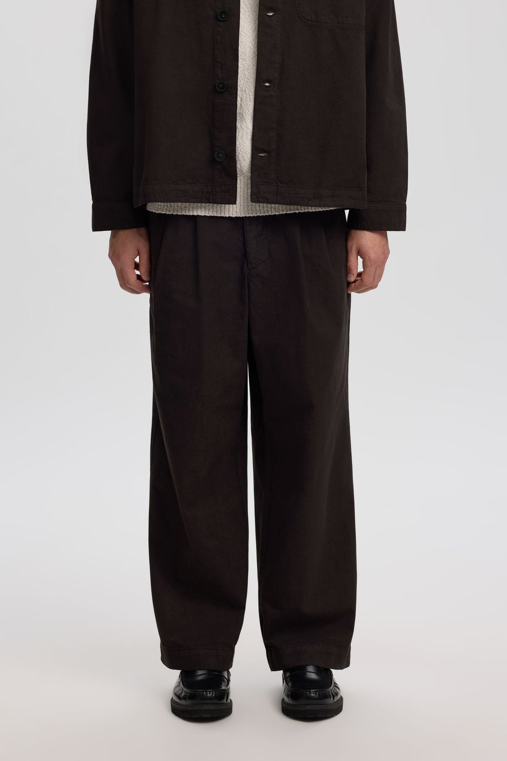 16100548 ANRRALF PANT LICORICE1.jpg
