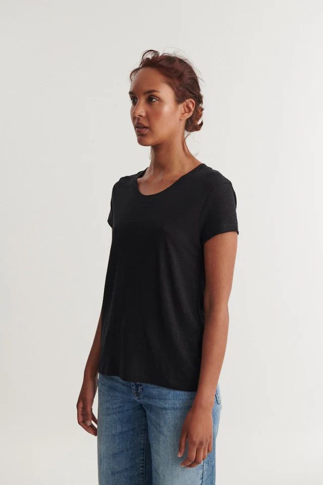 SHIRT ASHLY SS TEE BLACK