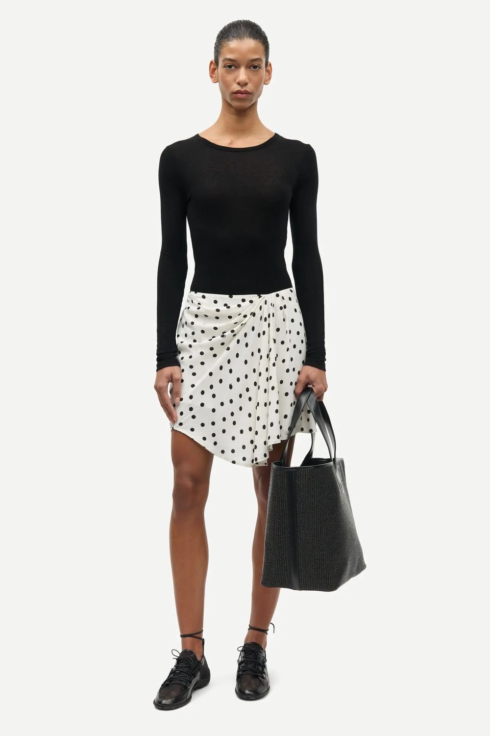 SALBEN SKIRT 16060 DOTS1.jpeg