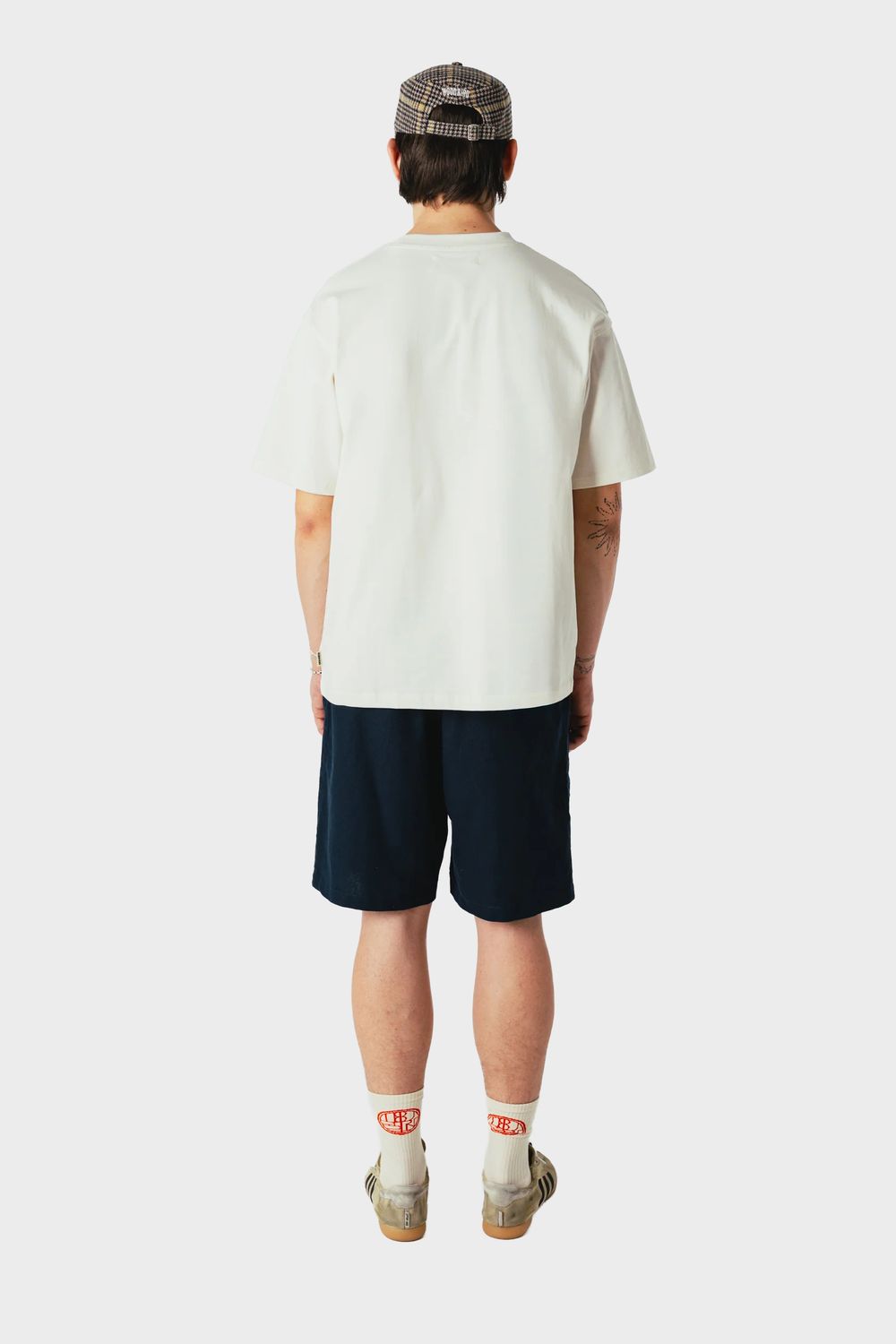 WBBOMMY LINEN SHORTS NAVY4.jpg