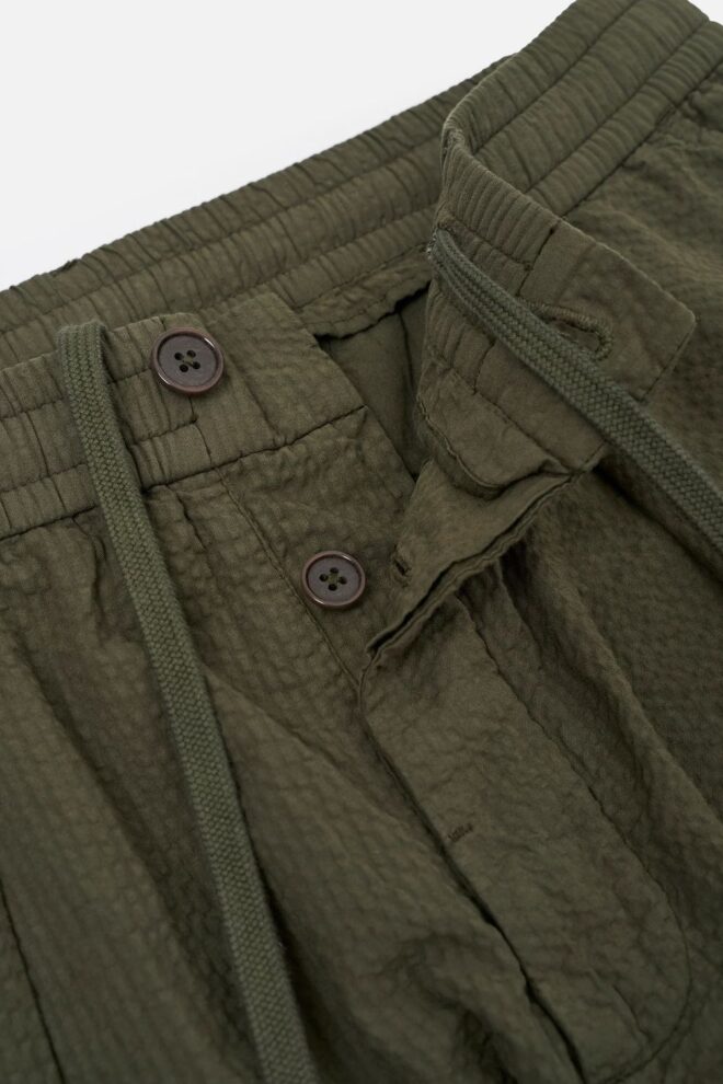 HOSE PLEATED TRACK PANT OLIVE