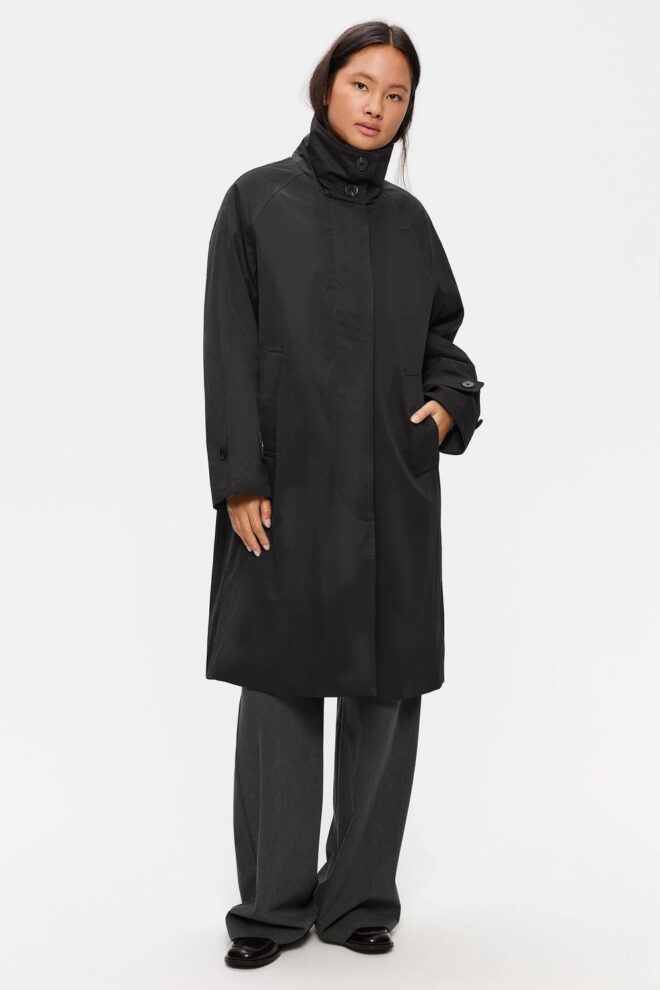 JACKE FENJA BLACK