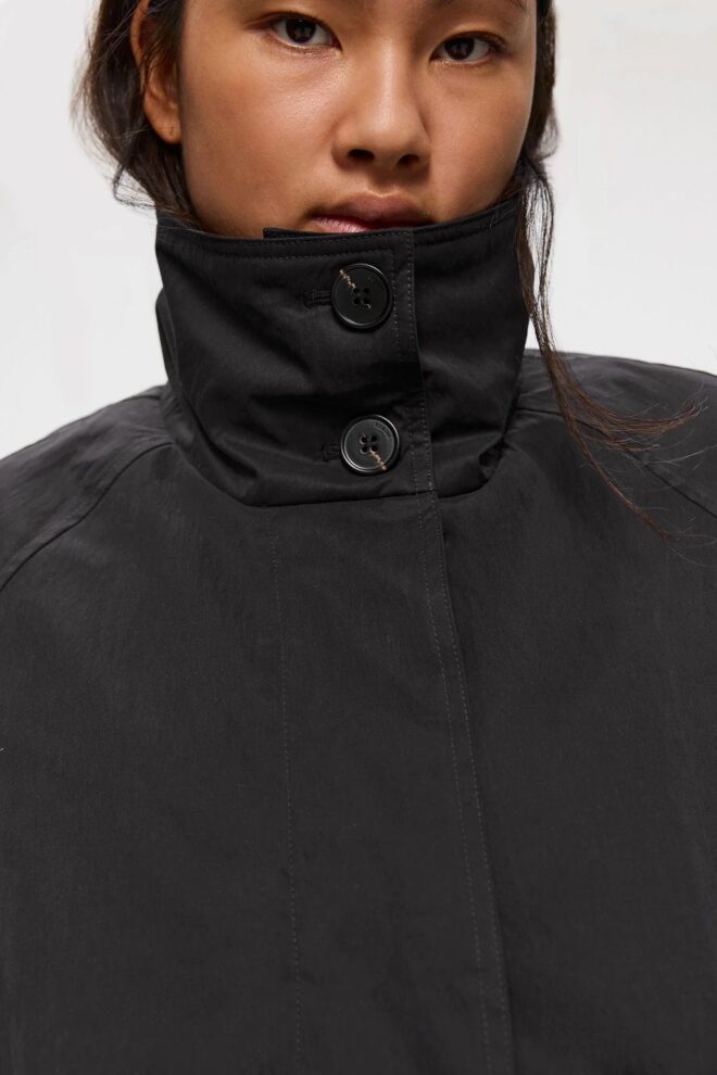 JACKE FENJA BLACK