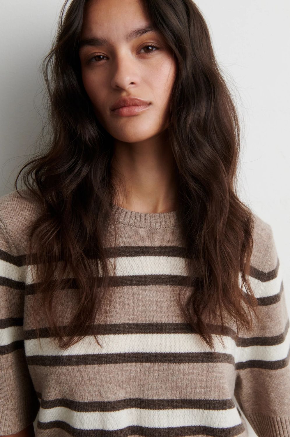 VILNA KNIT SS O-NECK3.jpeg