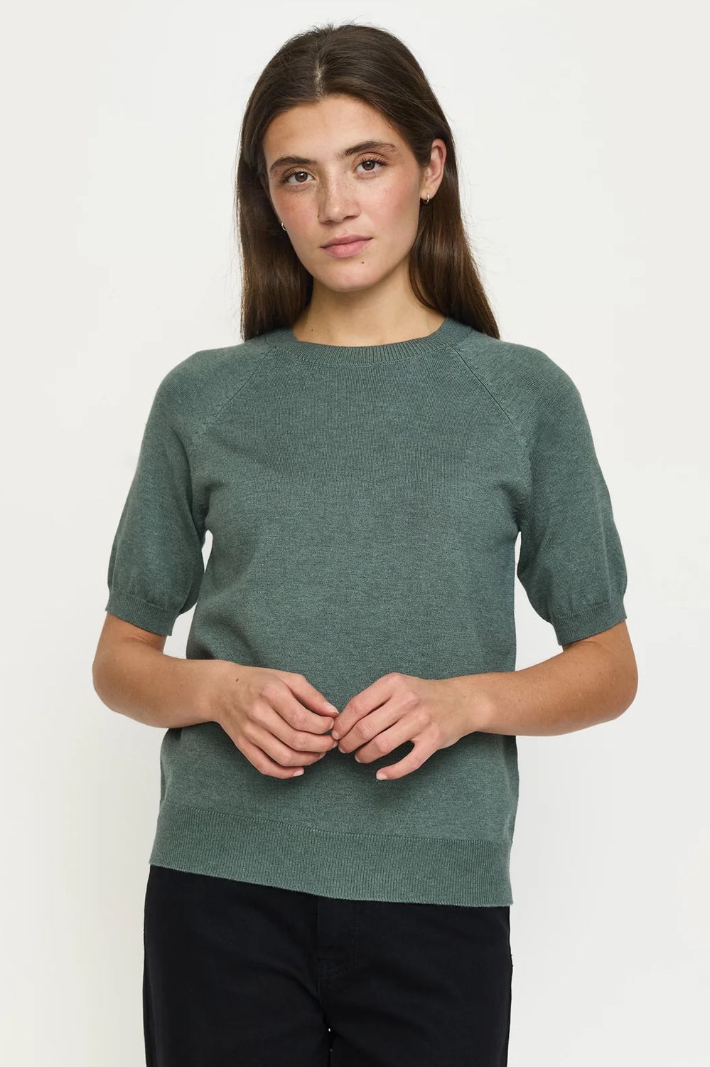 SRMARIA SS O-NECK BALSAM GREEN1.jpeg