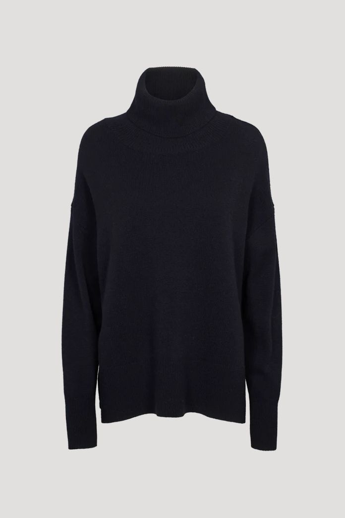 LIZ T-NECK NAVY.jpg
