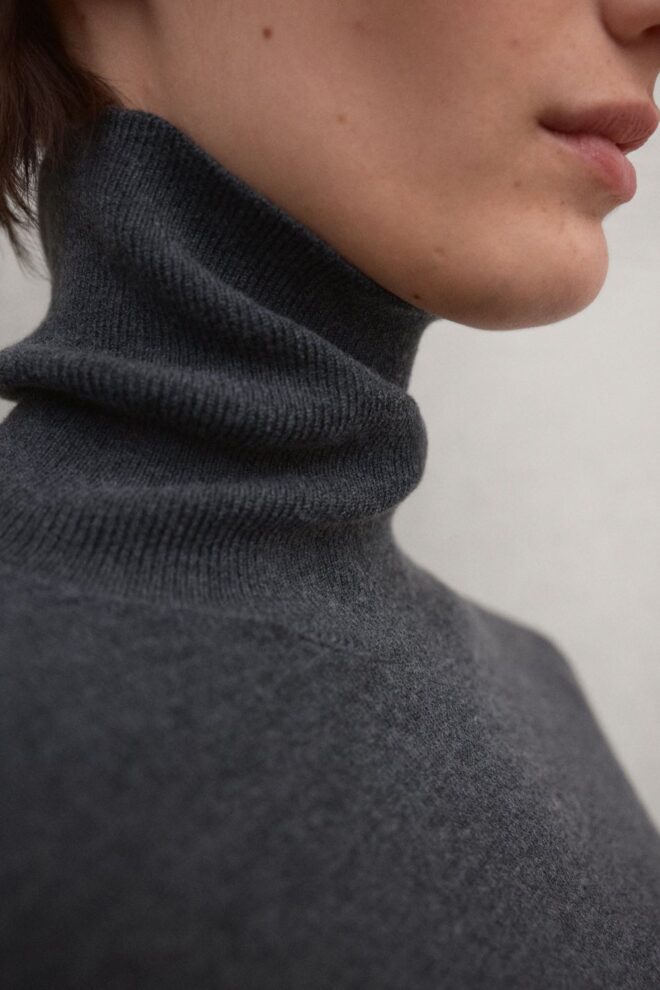 PULLOVER FAYA DARK GREY