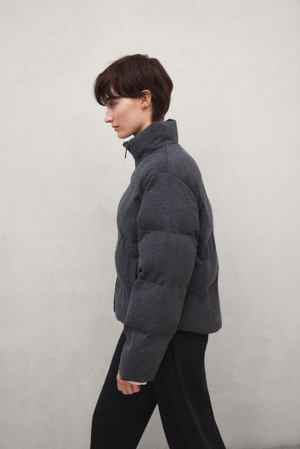 SINTRE DARK GREY4.jpg