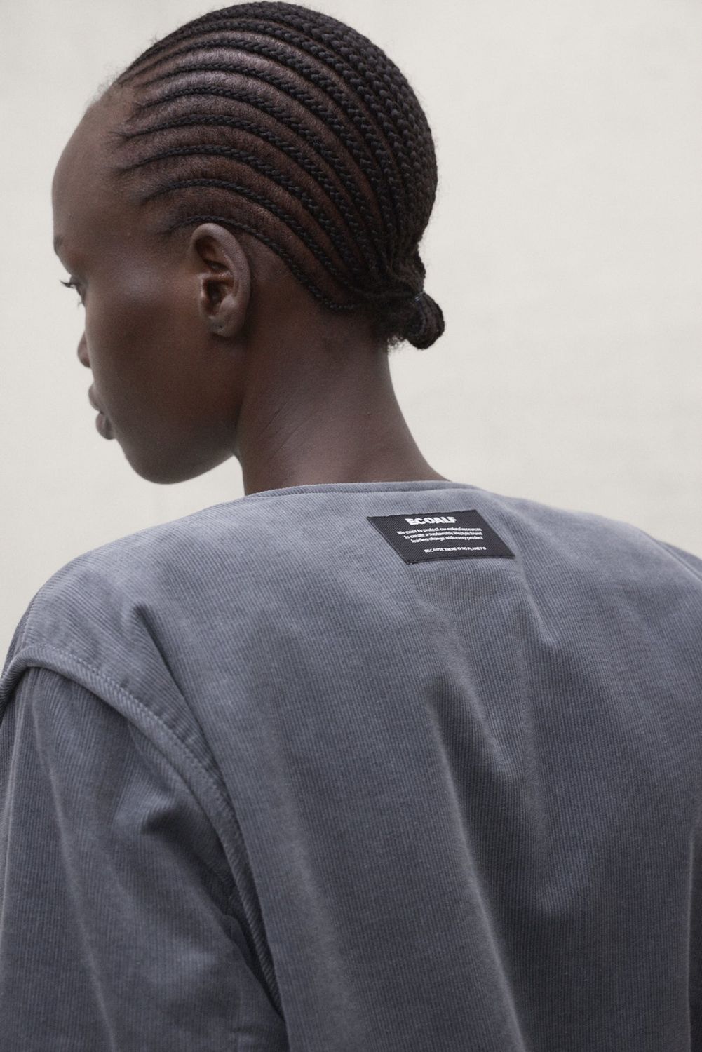 GABRIELA JACKET4.jpg