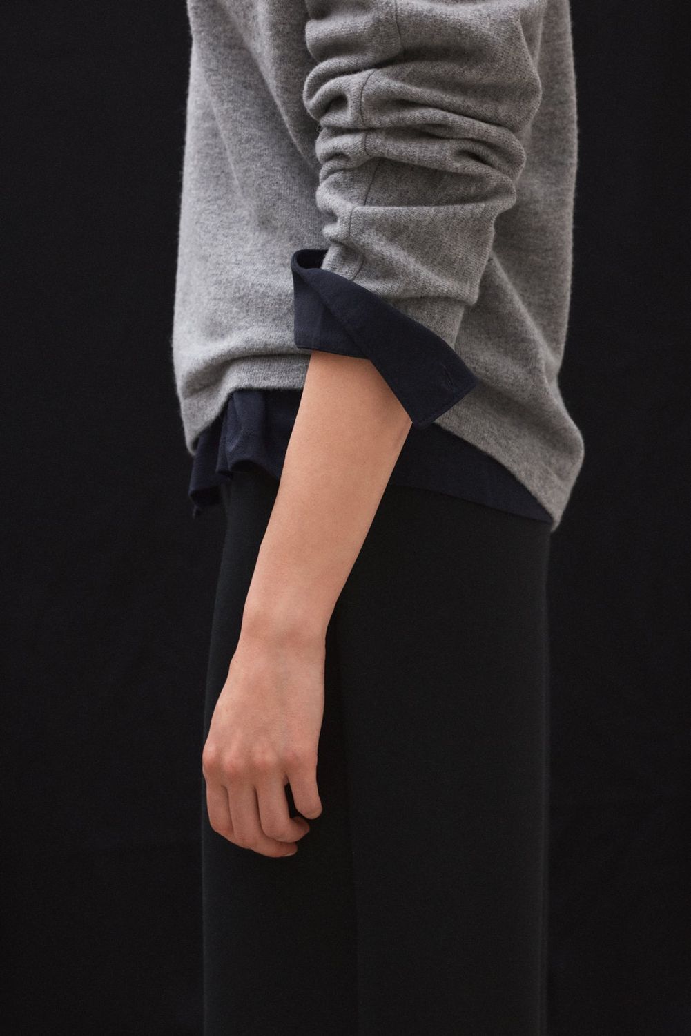 YBES MEDIUM GREY5.jpg