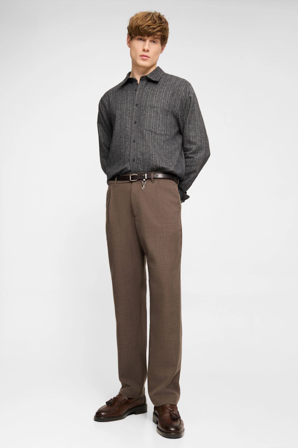 RODRIK BLACK STRIPE3.jpeg