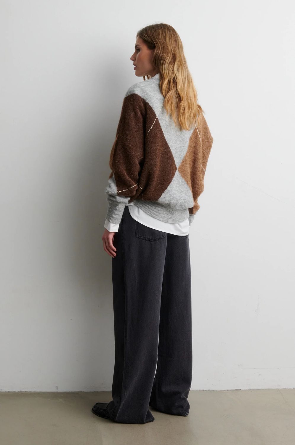 FORCA KNIT V-NECK LT. GREY7.jpeg