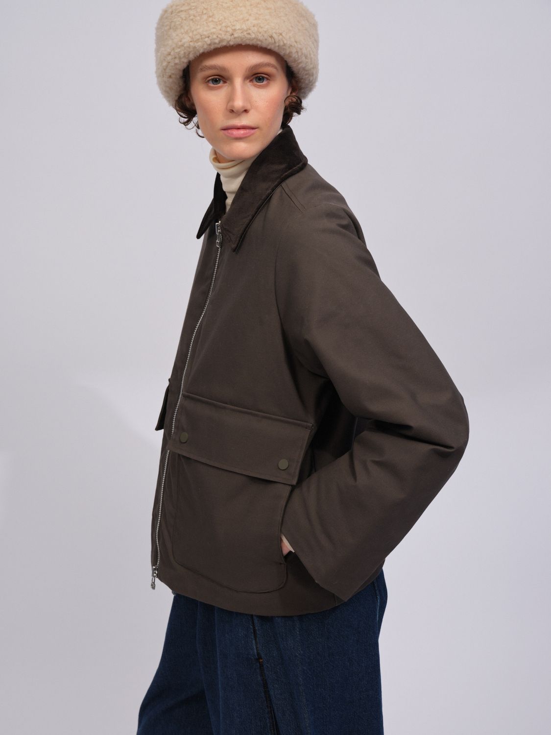 ELISABETH BLACK OLIVE5.jpg