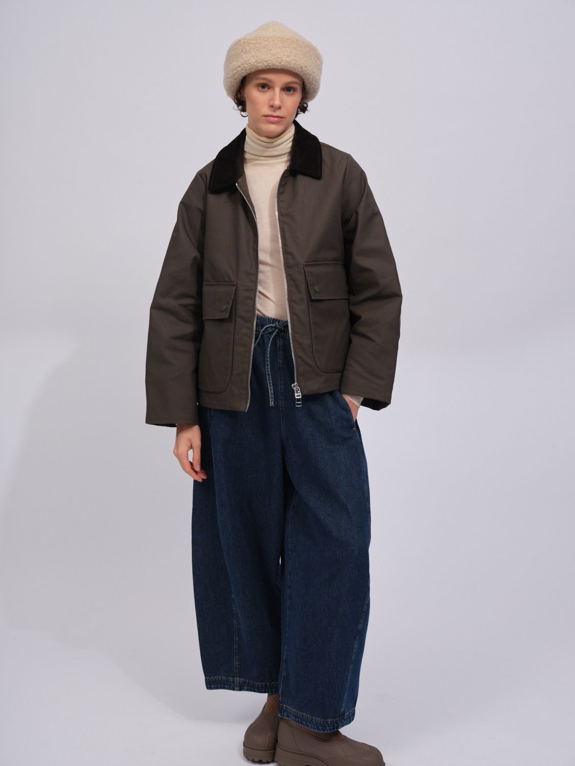 ELISABETH BLACK OLIVE1.jpg